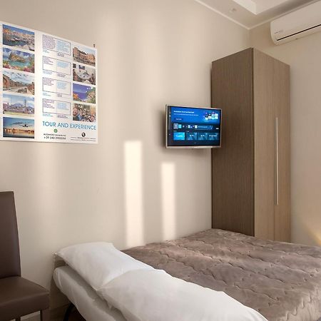 Residenza Suarez Bed & Breakfast Napoli Eksteriør bilde